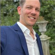 Musikproduzent, DJ, Elektrotechnikingenieur, Führungskraft, Projektmanagement, Prozessoptimierung, Entwicklung, Forschung,